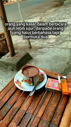 bermuka dua