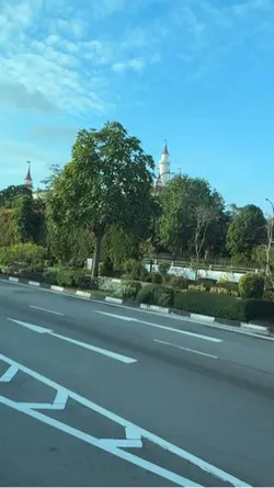 SINGAPORE 
