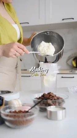 Making cake