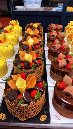 Vitrine cakes 