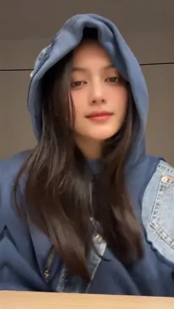 1 video X 4 foto
