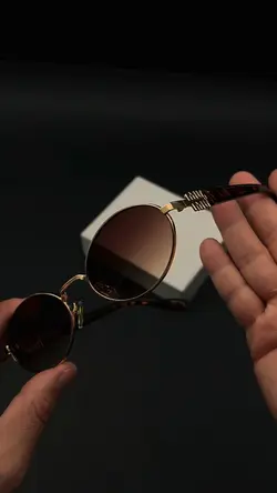 ÓCULOS MIUMIU