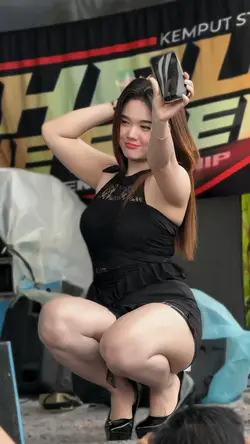 Slowmo geol ajeng