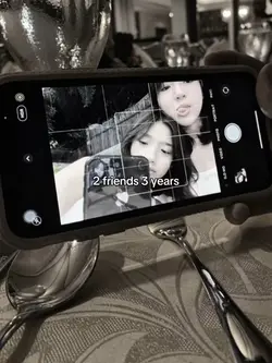 2 friends 3 years