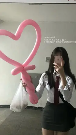 보고싶어도 매일 꾹 참고있어도