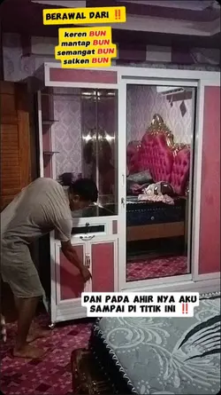 lemari kaca