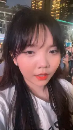 Đi quẩy và đi làm