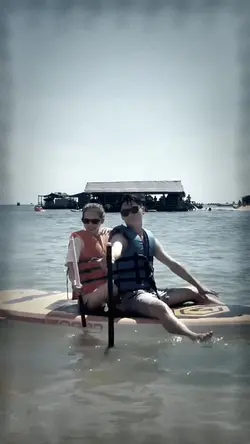 Thêm 6 đoạn video