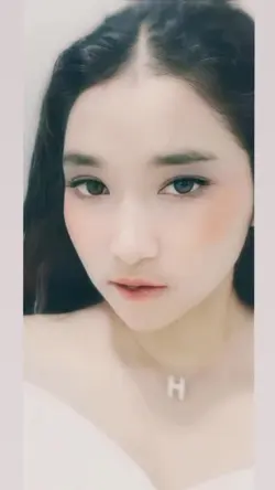 ត្រឹមជាក្មេងស្រី