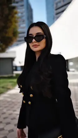 Elegant 🖤