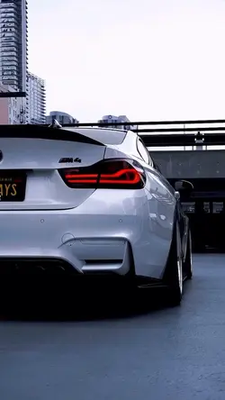 Treating video car