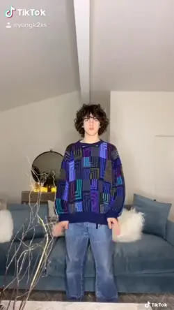 dans et dans et