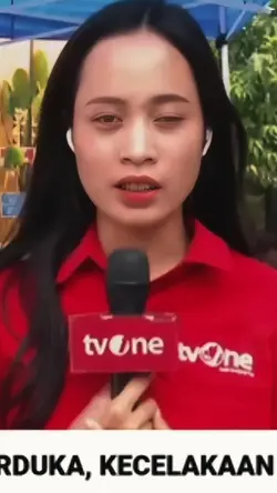 Anti ∞ Hero Reporter