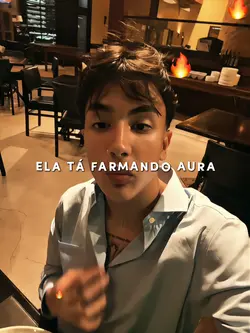 Ela tá farmando aura