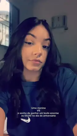 uma menina vs