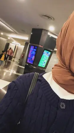 cinta segi tiga
