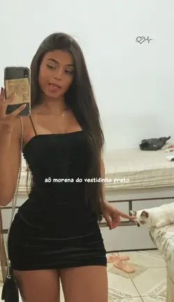 morena do vestido 