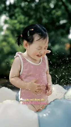 Mẫu em bé cute