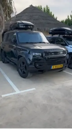 Landrover Defender 