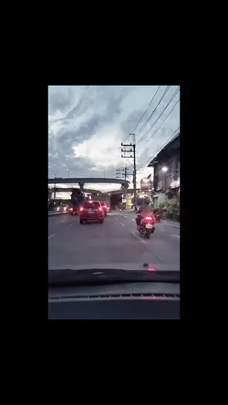 ZOOM IN 