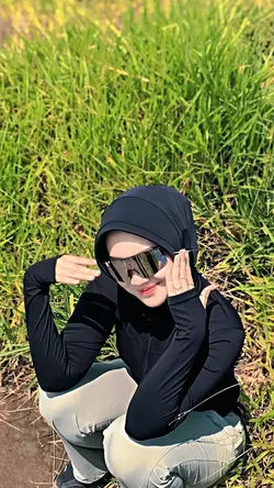 INTINYA KACAMATA