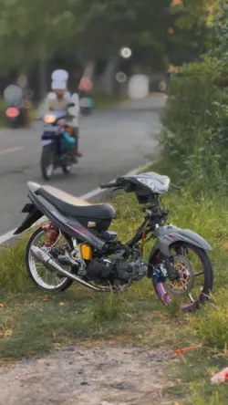 VERSI EFEK BLUR