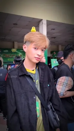 sao anh chưa về