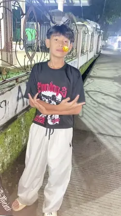 bunga mawar merah 