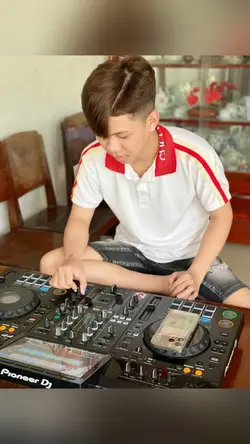 1 ảnh + màu
