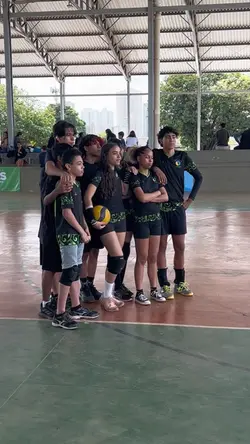 VÔLEI 