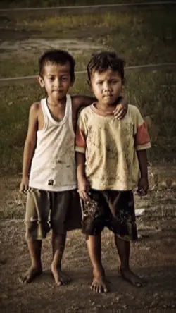 2 ANH EM CHÍ CỐT