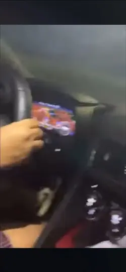 R8