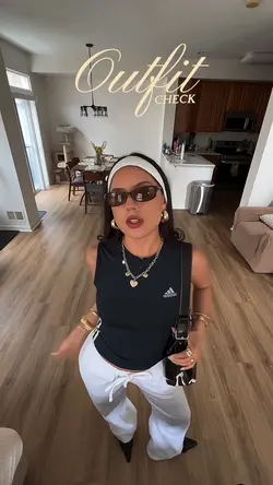 OUTFIT CHECK