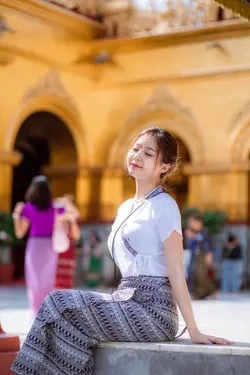 ခိစ်တယ်