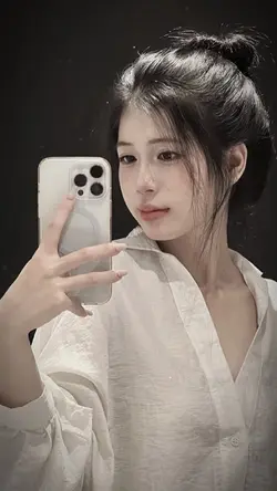 2 ảnh nhạc cuốn