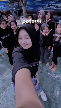 Potong Bebek Angsa