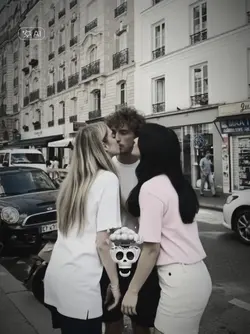 get kissed 