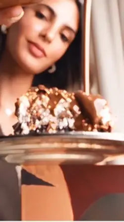 <cake>