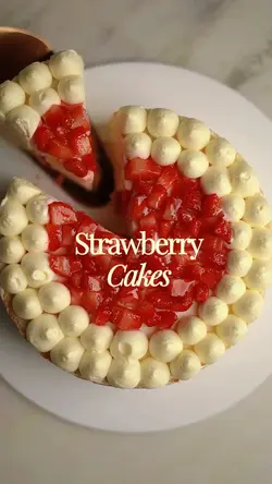 Strawberry cakes