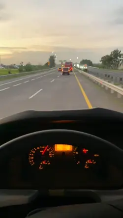 JADILAH SOPIR SAJA