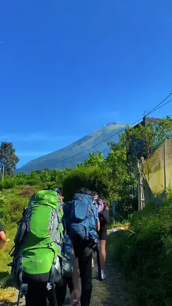 BERANGKAT MENDAKI