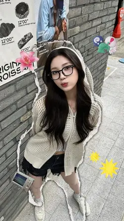 1 Photo cutout