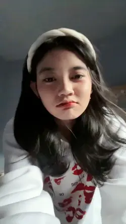 Slowmo nasty Girl