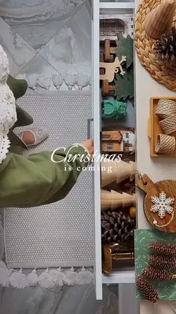 christmas is coming