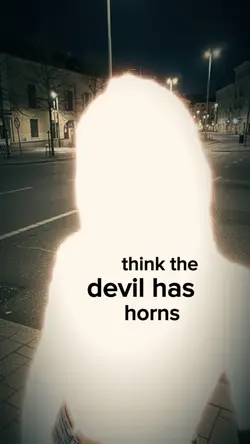 Devil horns whitefil