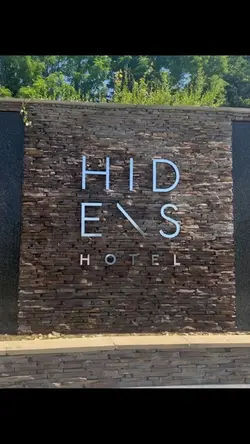 hotel tour