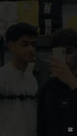 حط صورتك انت وصاحبك 