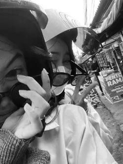 bestie - banyak foto
