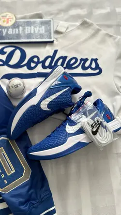 Sneaker / Unboxing