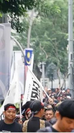 Jj berjalan 16:9